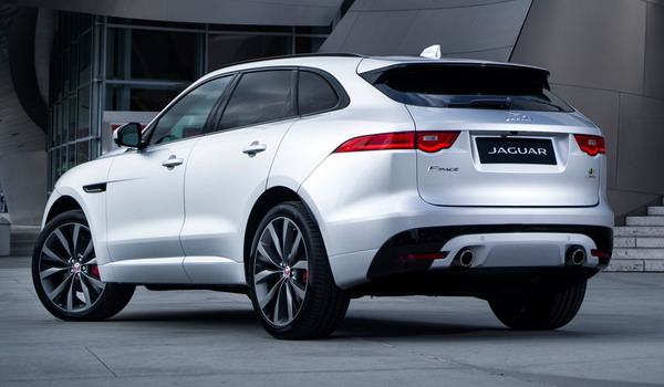  F-Pace 2016 